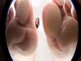 激臭足裏臭嗅がせる痴女　サンプル画像12